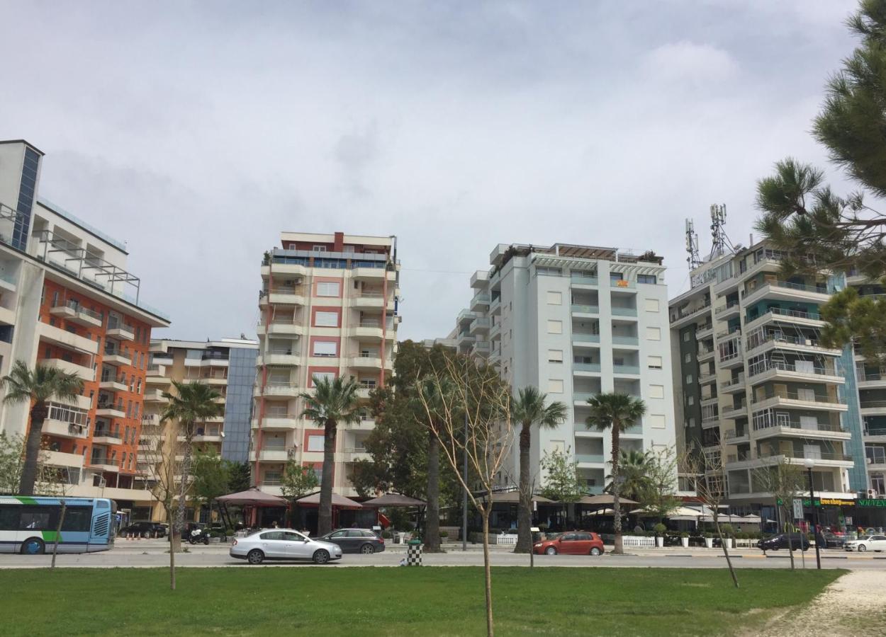 Sea View Apartment Onorato 1 Вльора Екстер'єр фото
