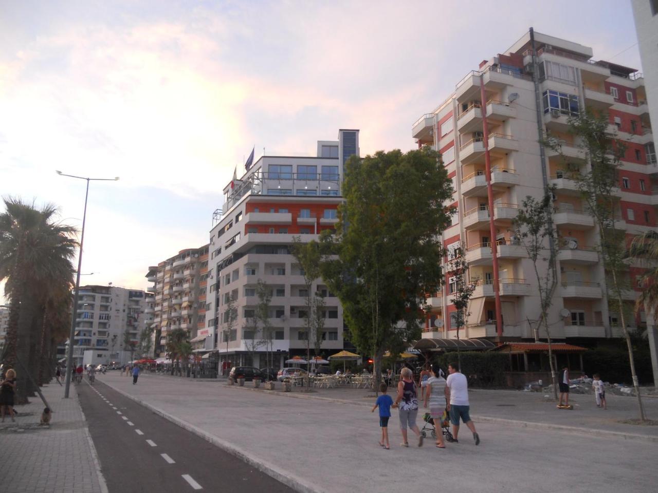 Sea View Apartment Onorato 1 Вльора Екстер'єр фото